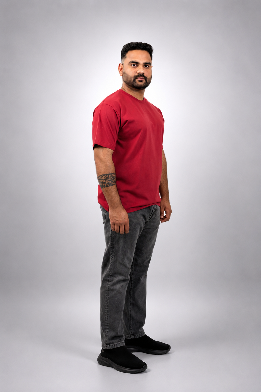 Maroon Relaxed Fit T shirt