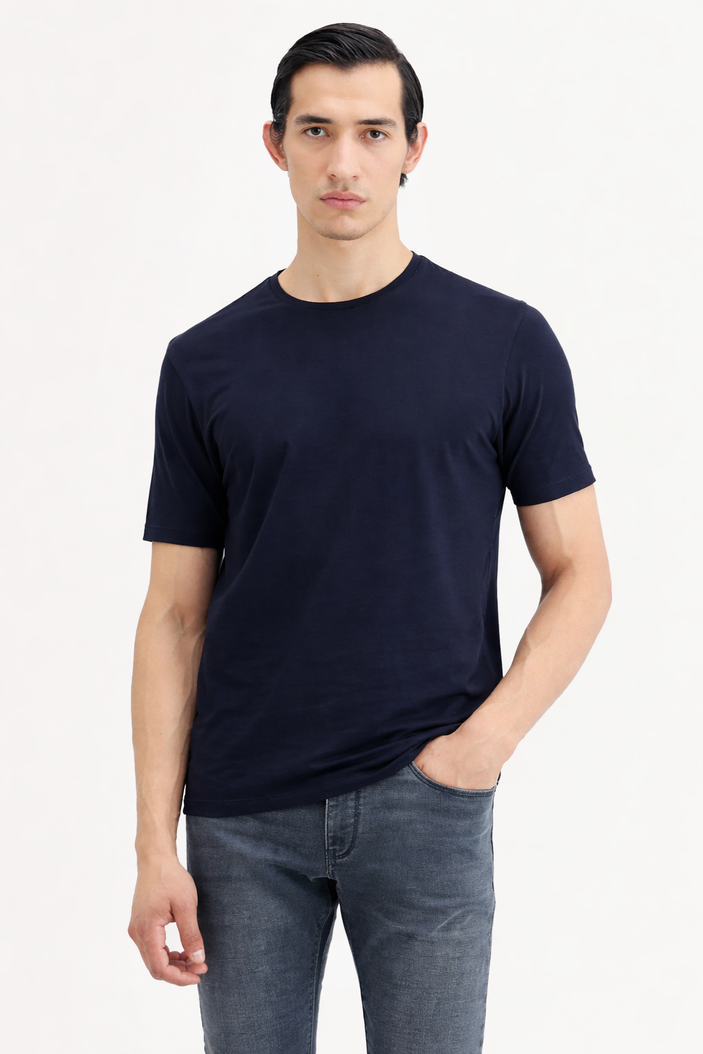Deep Navy Essential T-Shirt – Premium Minimal Classic
