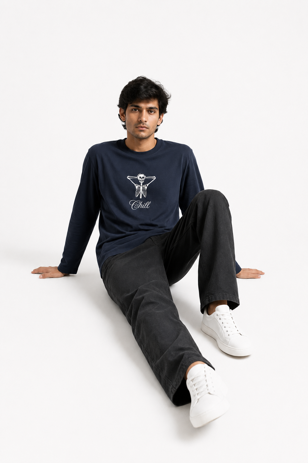 Chill Skeleton Graphic Navy Long Sleeve T-Shirt – Regular Fit