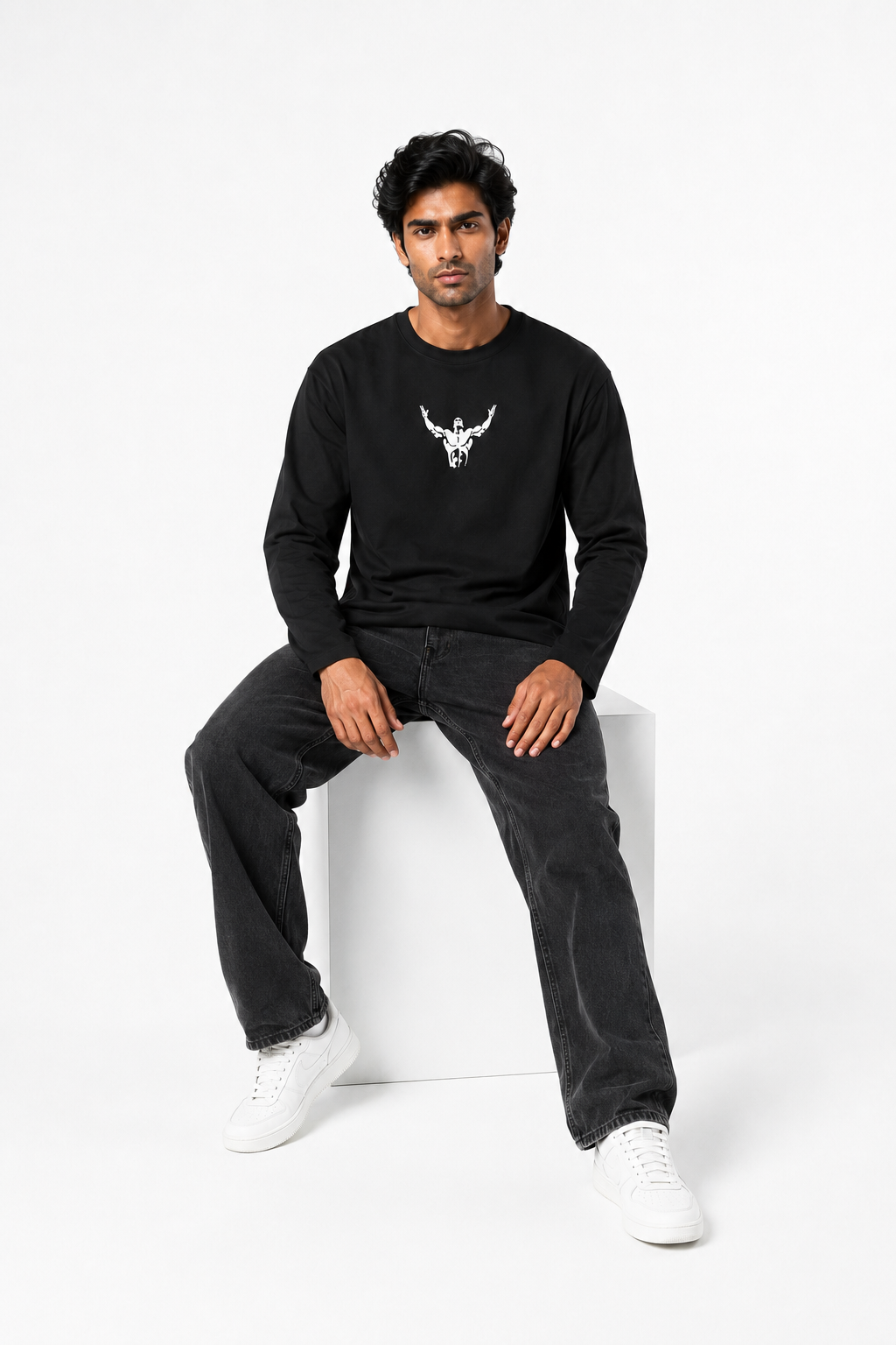 Victory Strength Minimal Graphic Long-Sleeve Cotton T-Shirt – Black