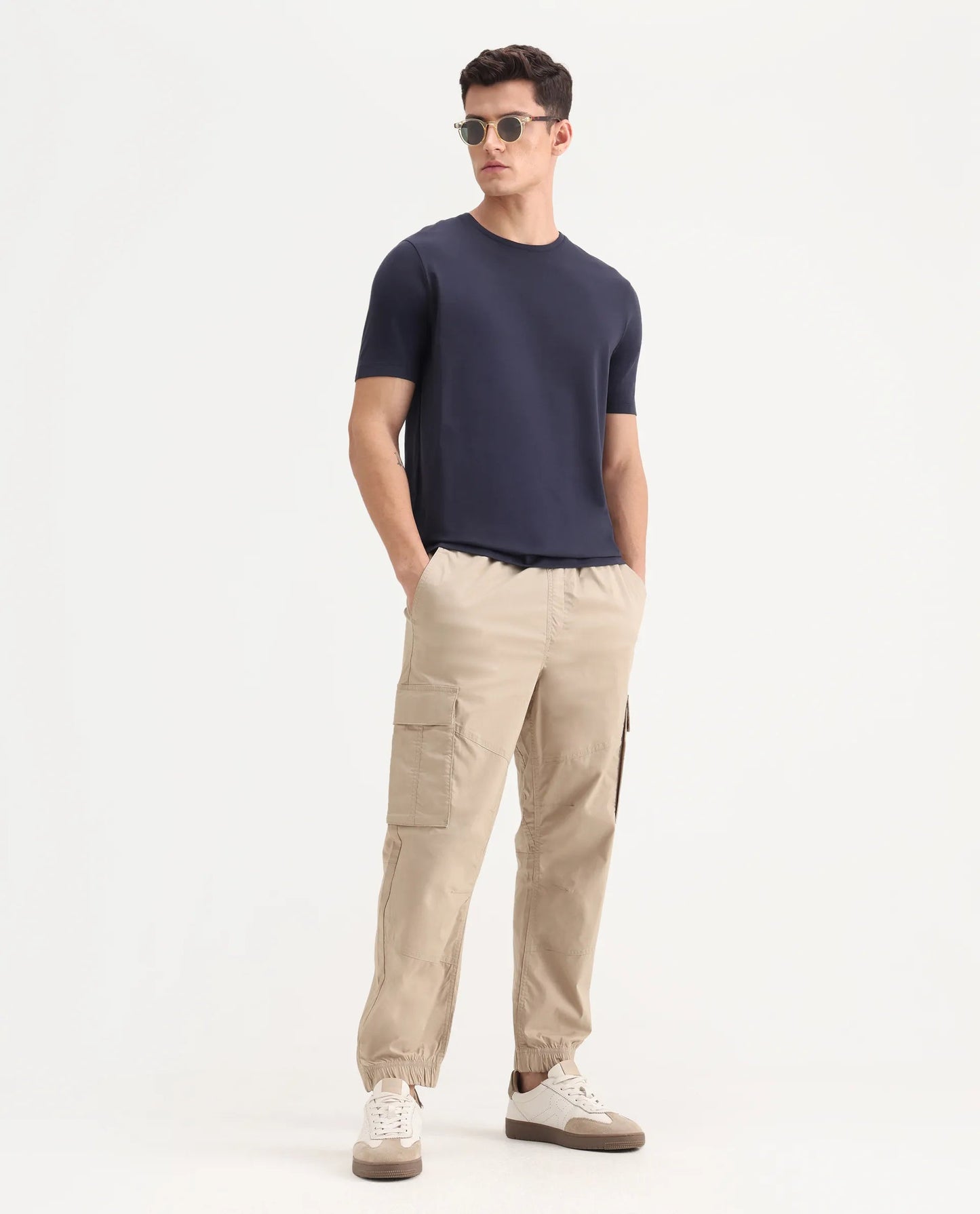 Men’s Navy Blue 220 GSM Premium Cotton T-Shirt – Regular Fit Essential
