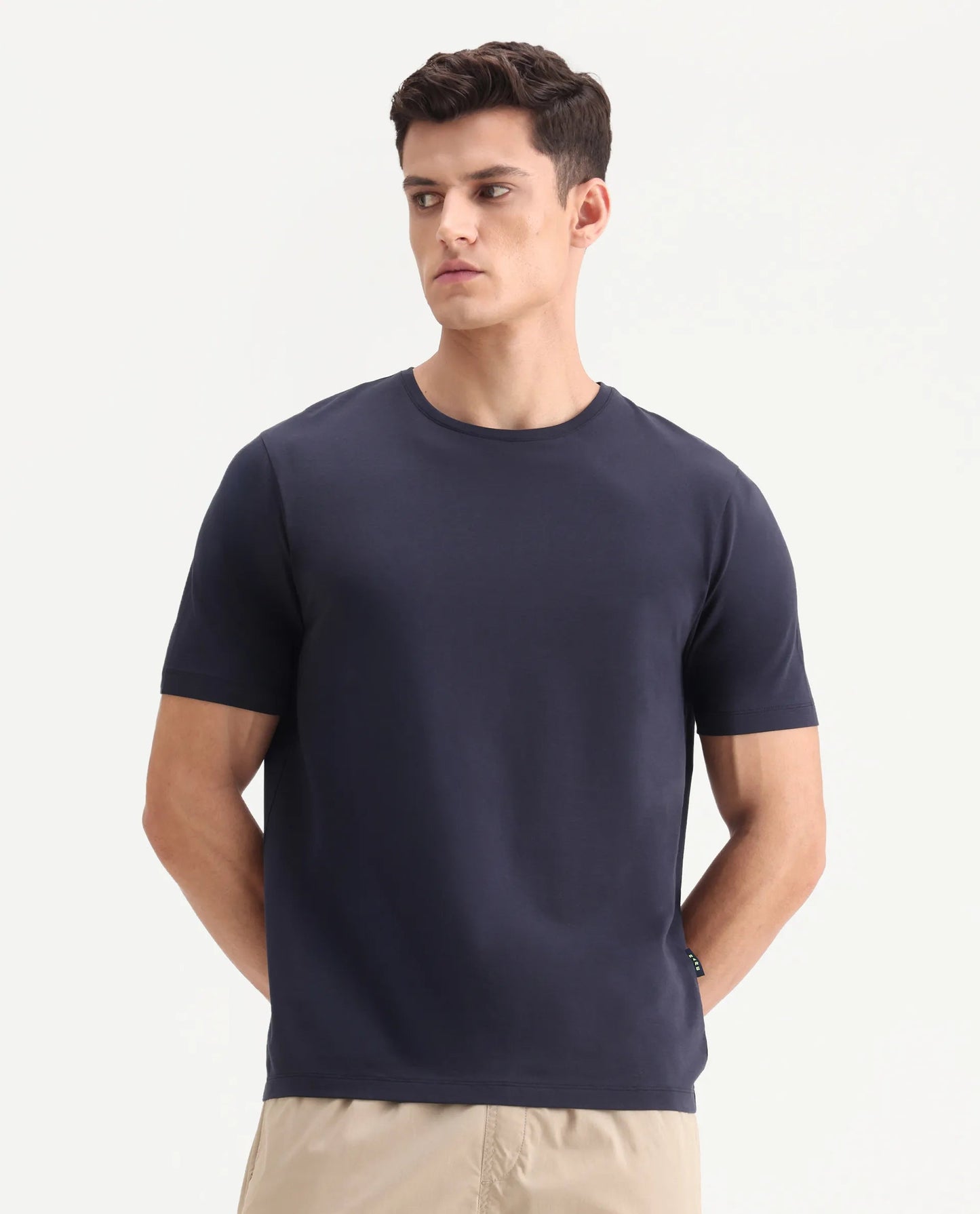 Men’s Navy Blue 220 GSM Premium Cotton T-Shirt – Regular Fit Essential